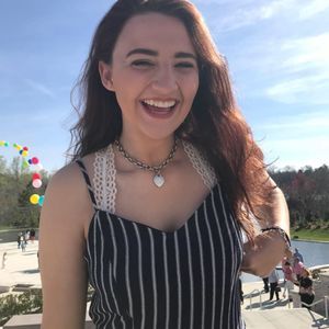 Meet your Posher, Emily